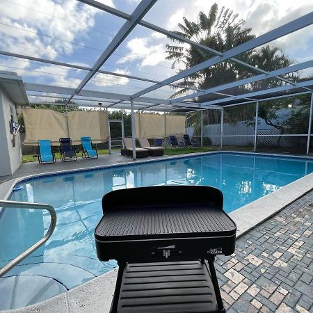 Pool Vacation Villa Hollywood Exteriör bild